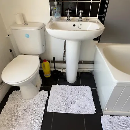 Comfortable 1 * Bristol