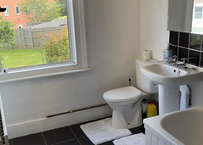 Comfortable 1 * Bristol